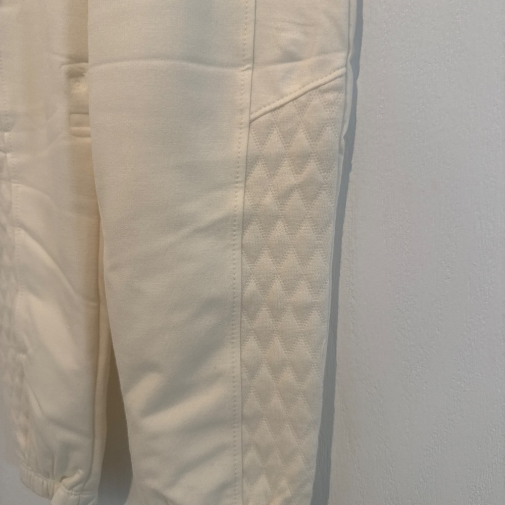 Avia Girls Quilted Joggers Ivory Sweatpants - Picture 5 of 8